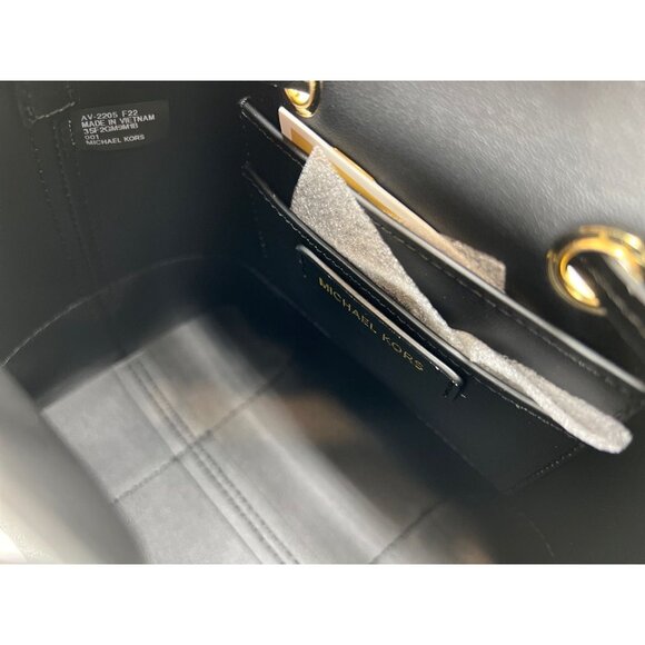 Michael Kors bucket bag mercer small drawstring crossbody bag black - Picture 11 of 12